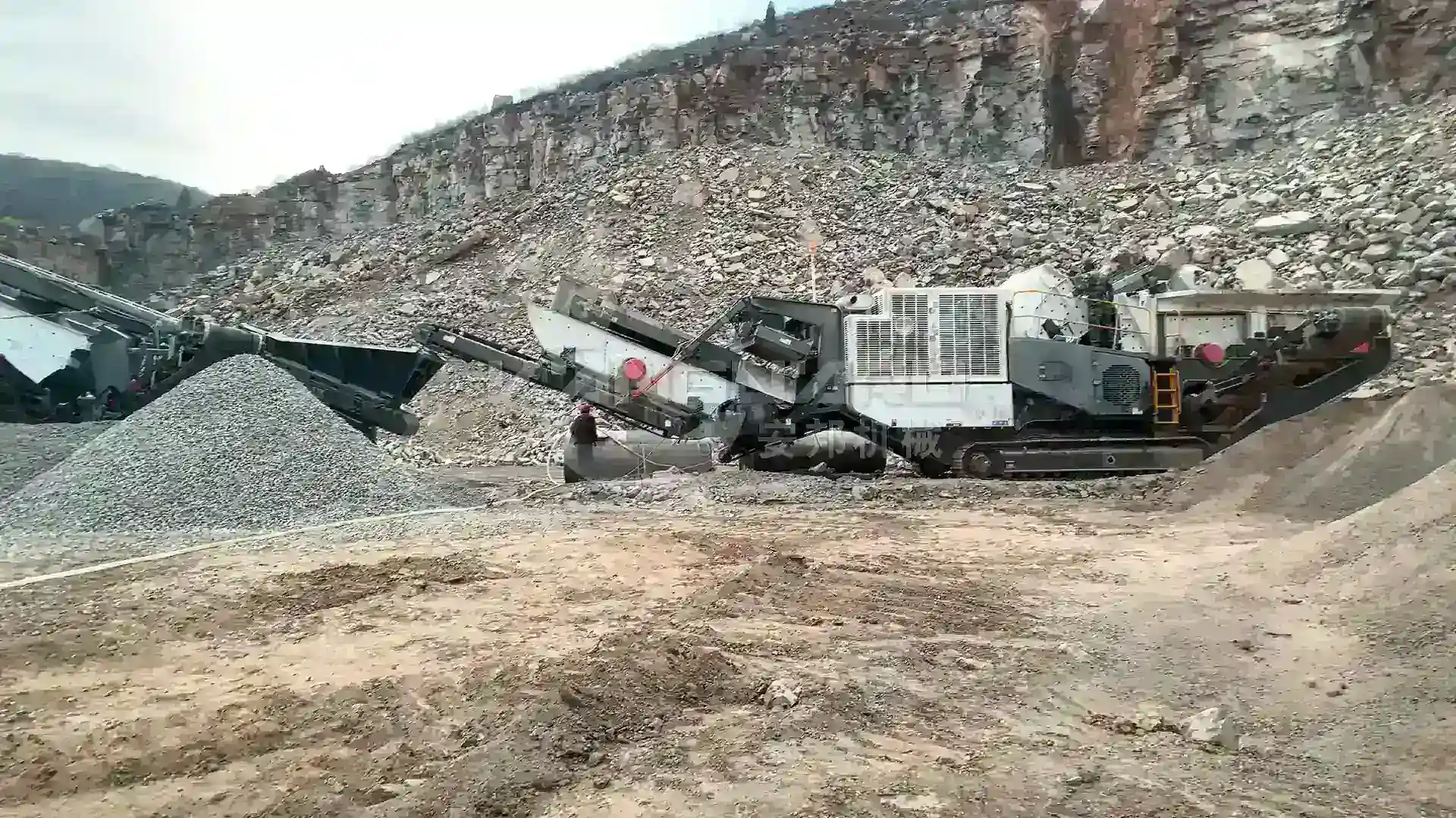 crawler, mobile, crusher