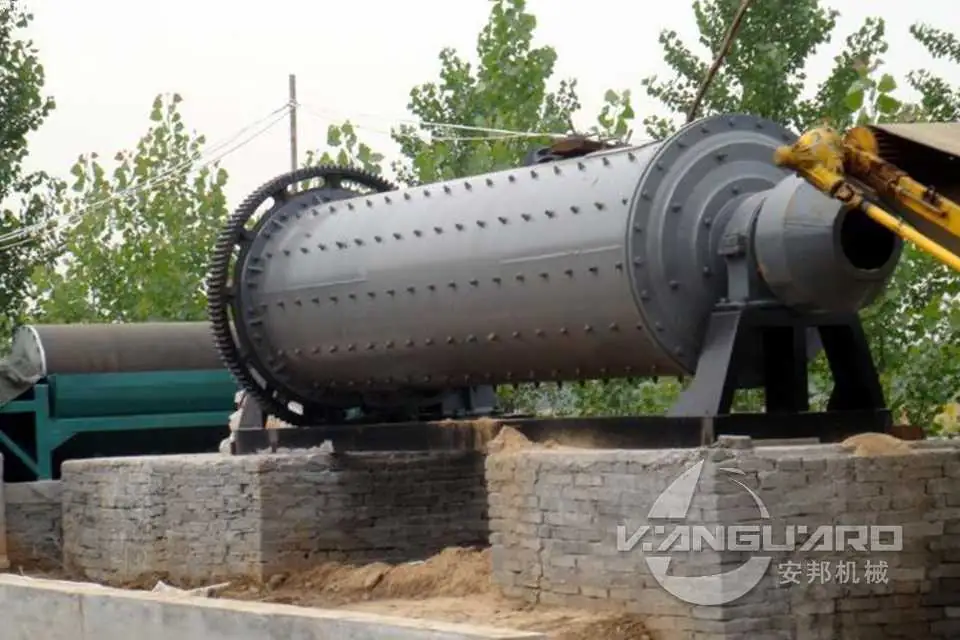 Mongolia iron ore dry grinding site