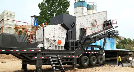 Mobile crusher